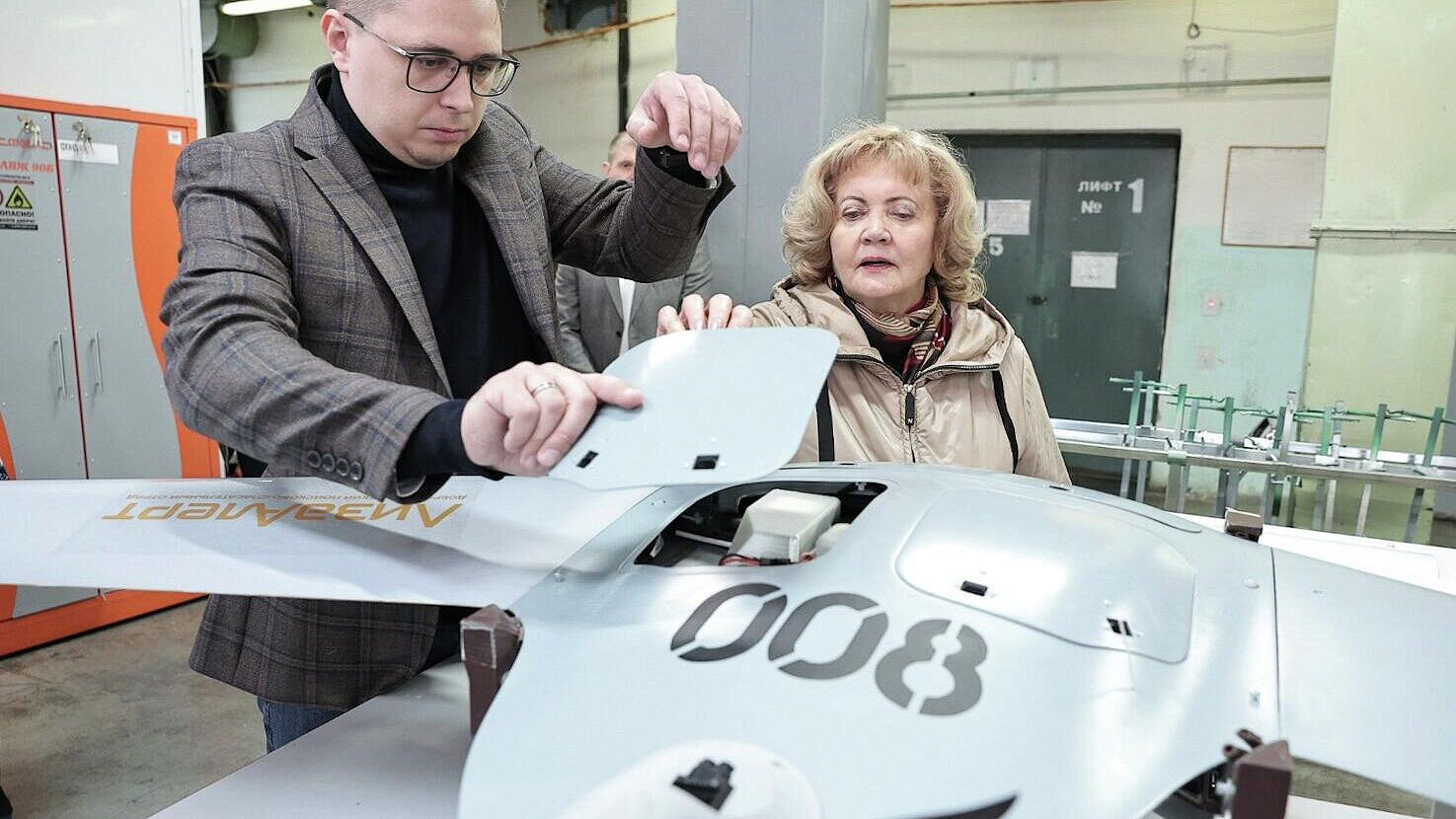 Бабушкина оценила разработки уральского предприятия по производству БПЛА