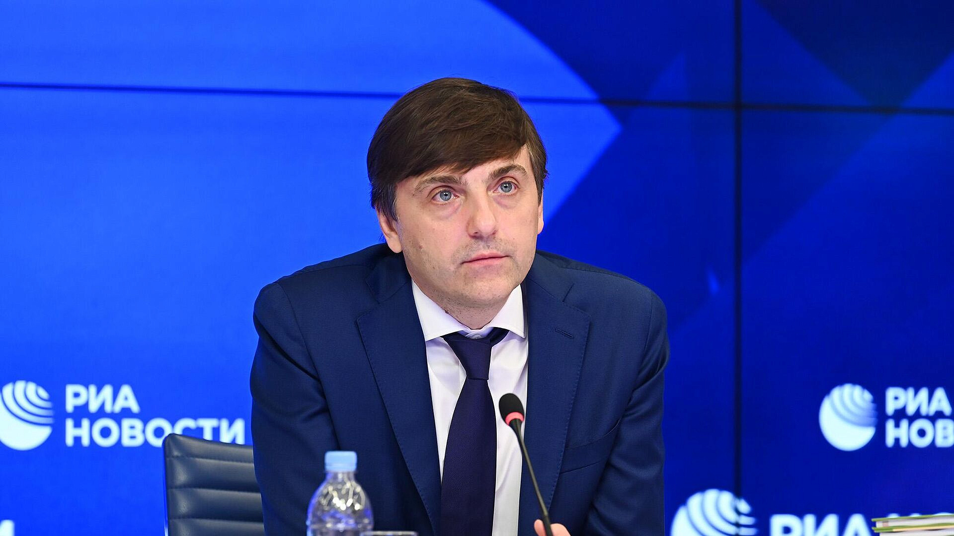 В Госдуме рекомендовали утвердить кандидатуру Кравцова на пост министра