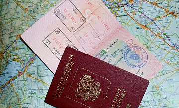 Прибалтика намерена прекратить выдачу виз гражданам РФ