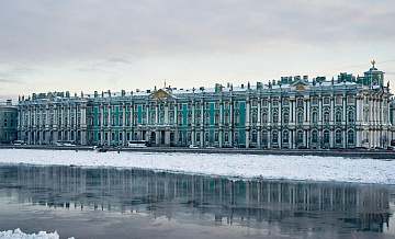 В Эрмитаже эвакуировали посетителей после сообщения о минировании