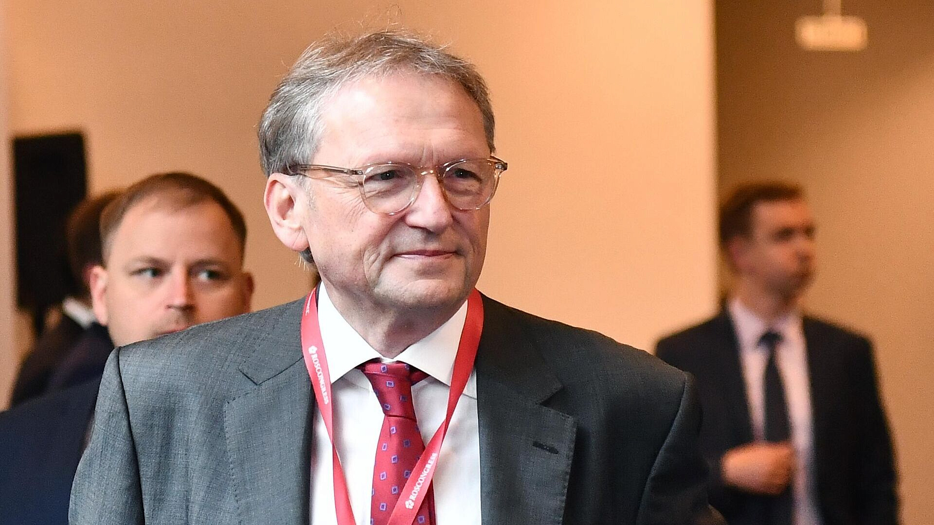 ��������� �������� ����� ��������� ��������� � �������, ������ �����