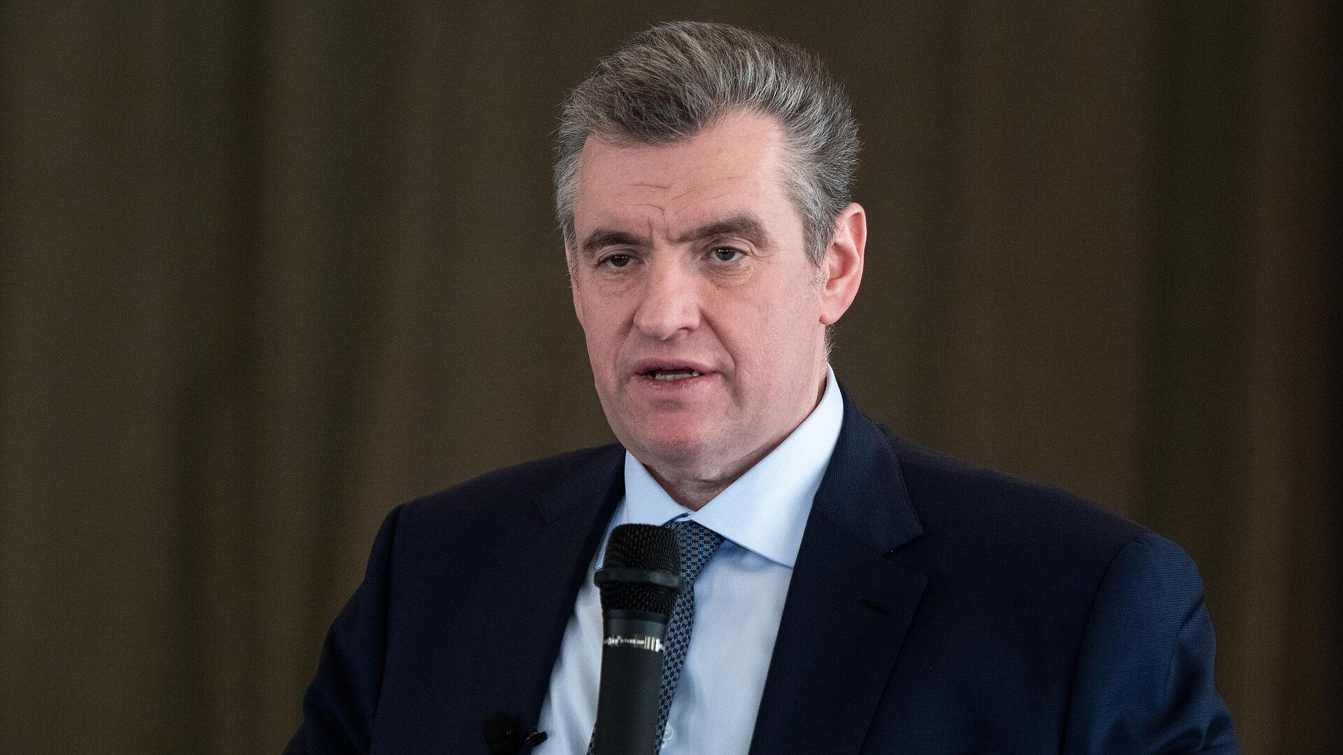 Слуцкий высказался о запрете Дурову покидать Францию