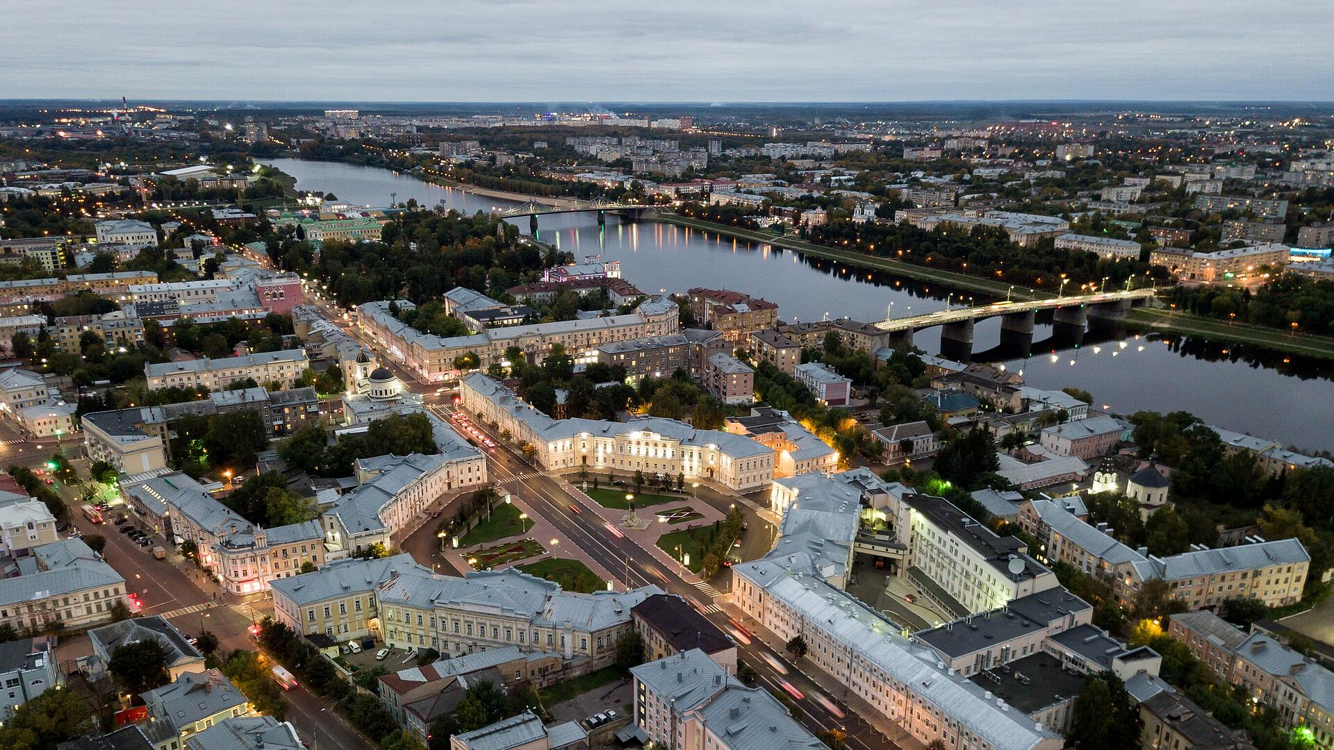 В одном из округов Тверской области приостановили работу детсадов и школ