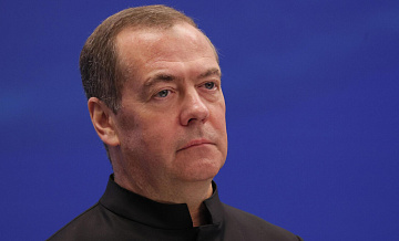 Медведев заявил о развитии России, несмотря на ограничения