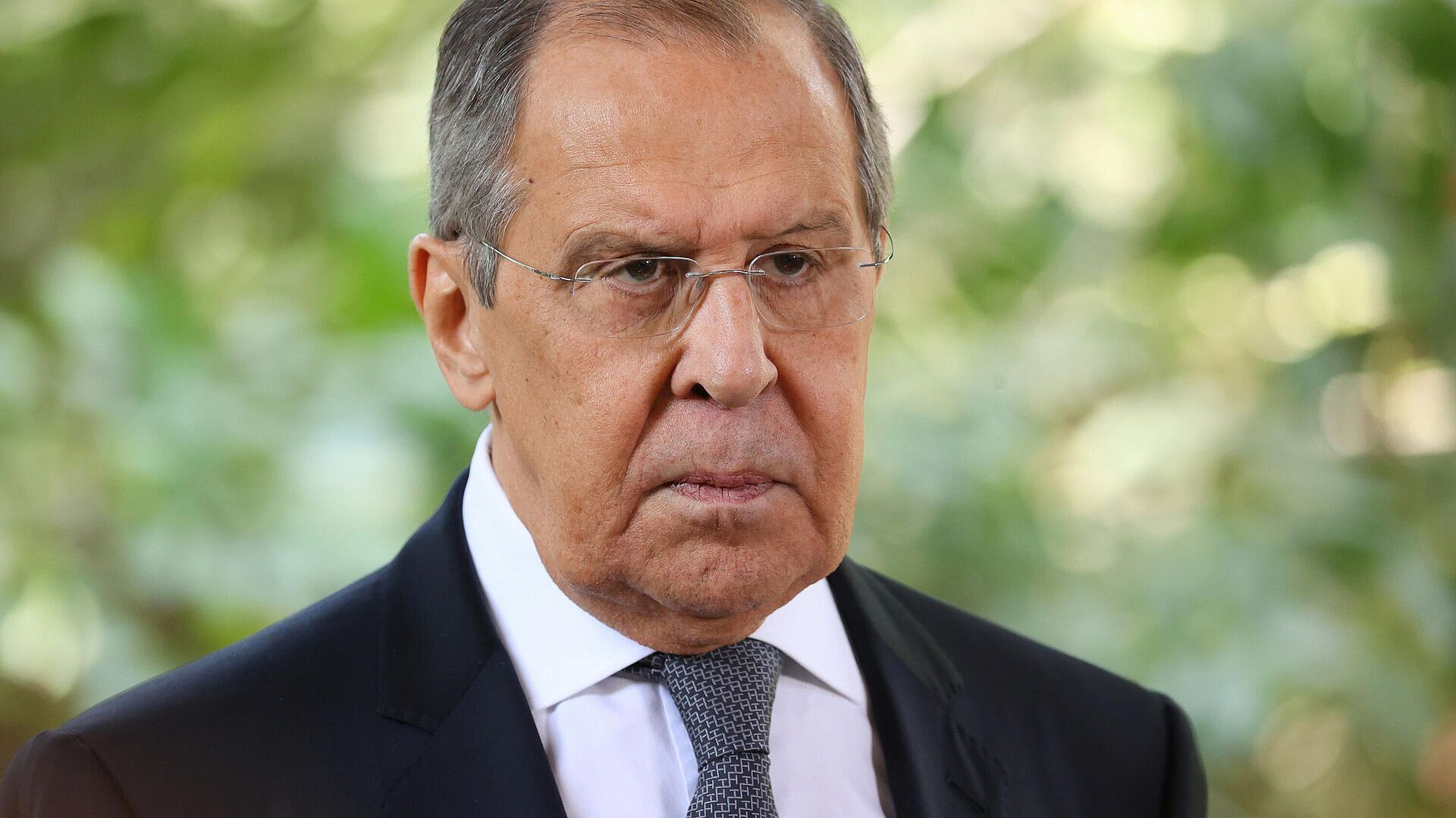 Лавров и глава МИД Индии проводят переговоры в Маниле