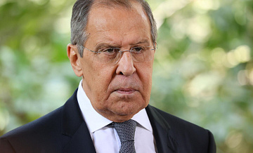 Лавров и глава МИД Индии проводят переговоры в Маниле