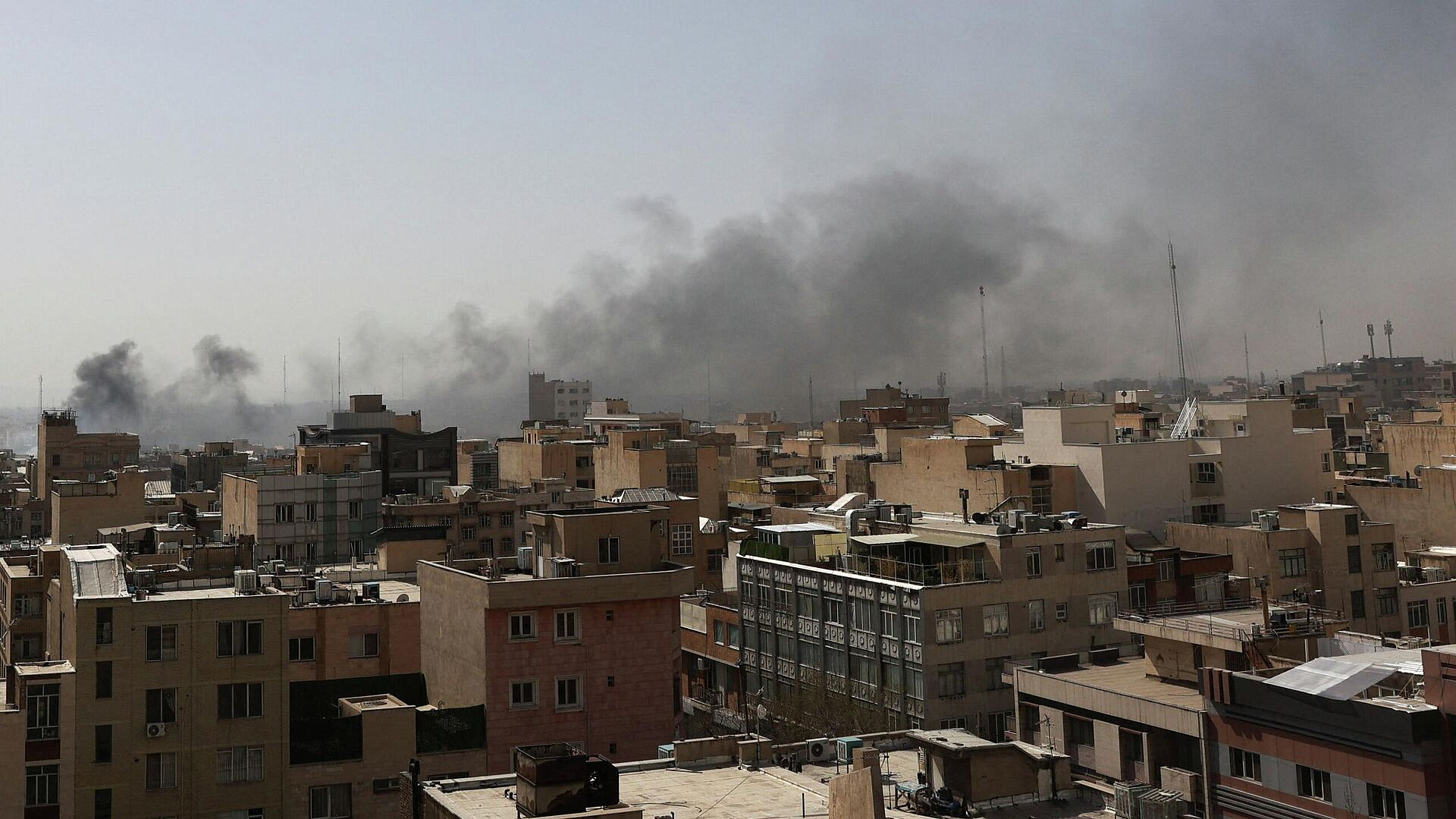 МЭР собирает списки россиян в Иране для пересечения границы с Азербайджаном