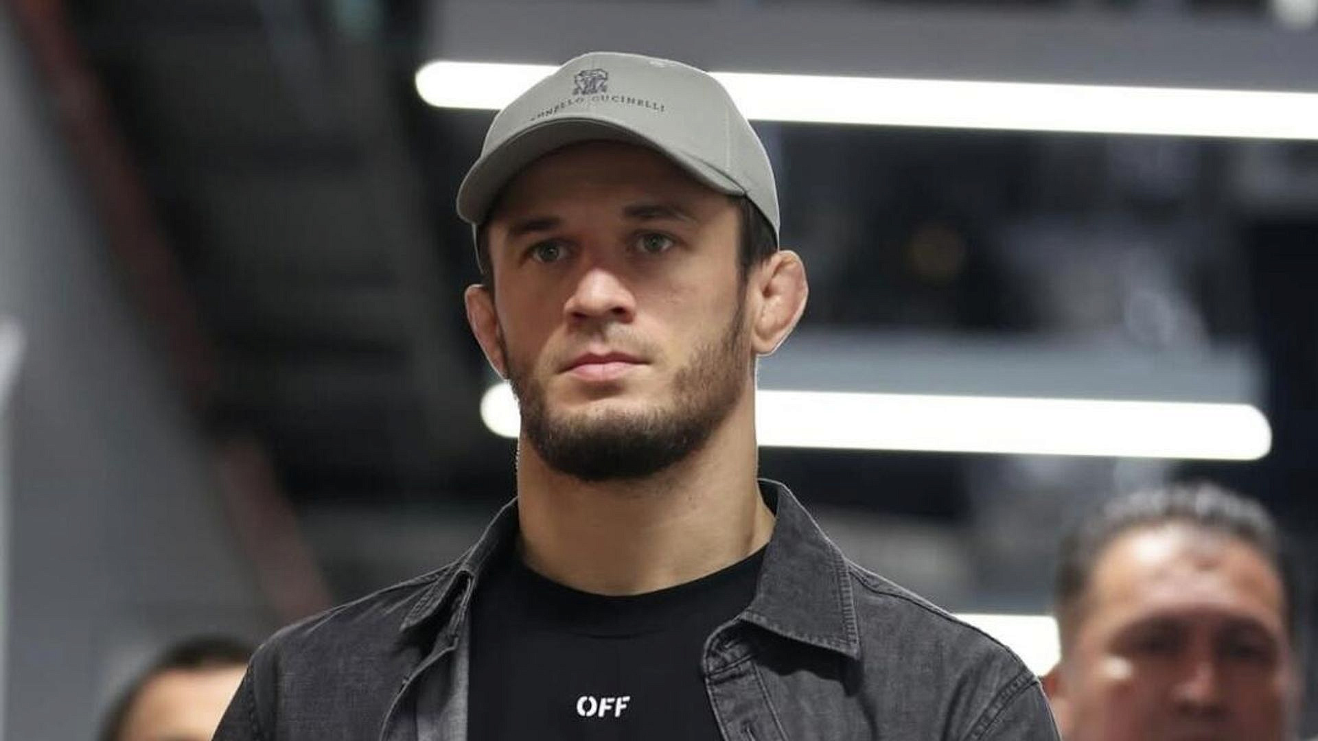 Усман Нурмагомедов защитил титул чемпиона PFL в легком весе