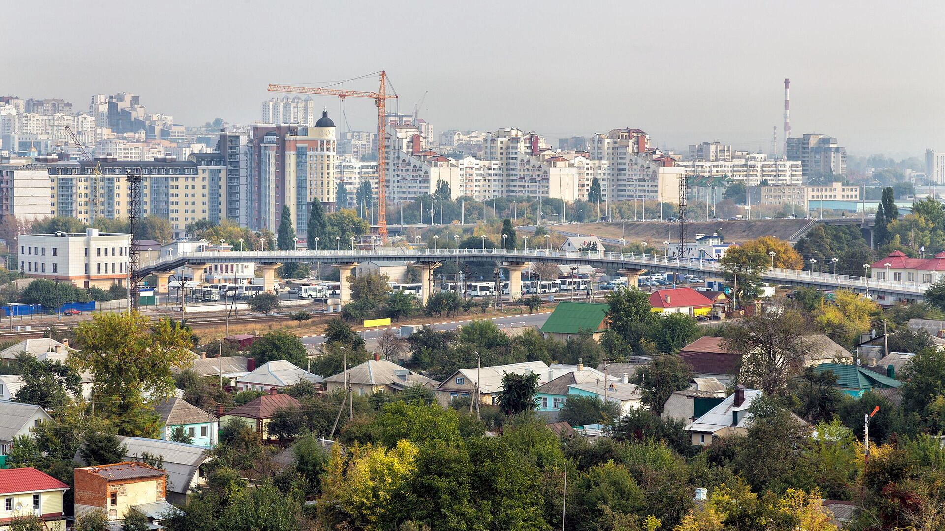 В Белгороде упал и взорвался беспилотник