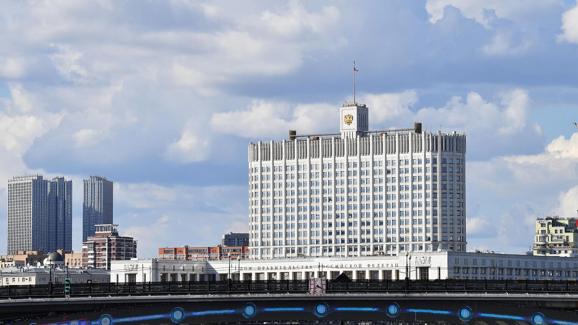 На покрытие расходов ОМС в Курской области выделят 1 млрд руб