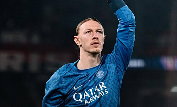 "ПСЖ" восхитился игрой Сафонова в матче против "Ливерпуля"