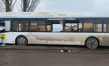 В Воронеже автобус с 60 пассажирами столкнулся с грузовиком