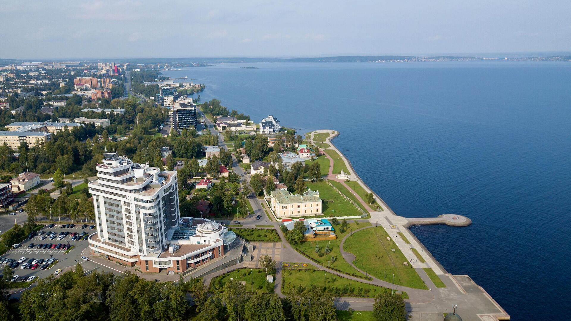 В Петрозаводске ищут двух сестер, ушедших из дома в понедельник