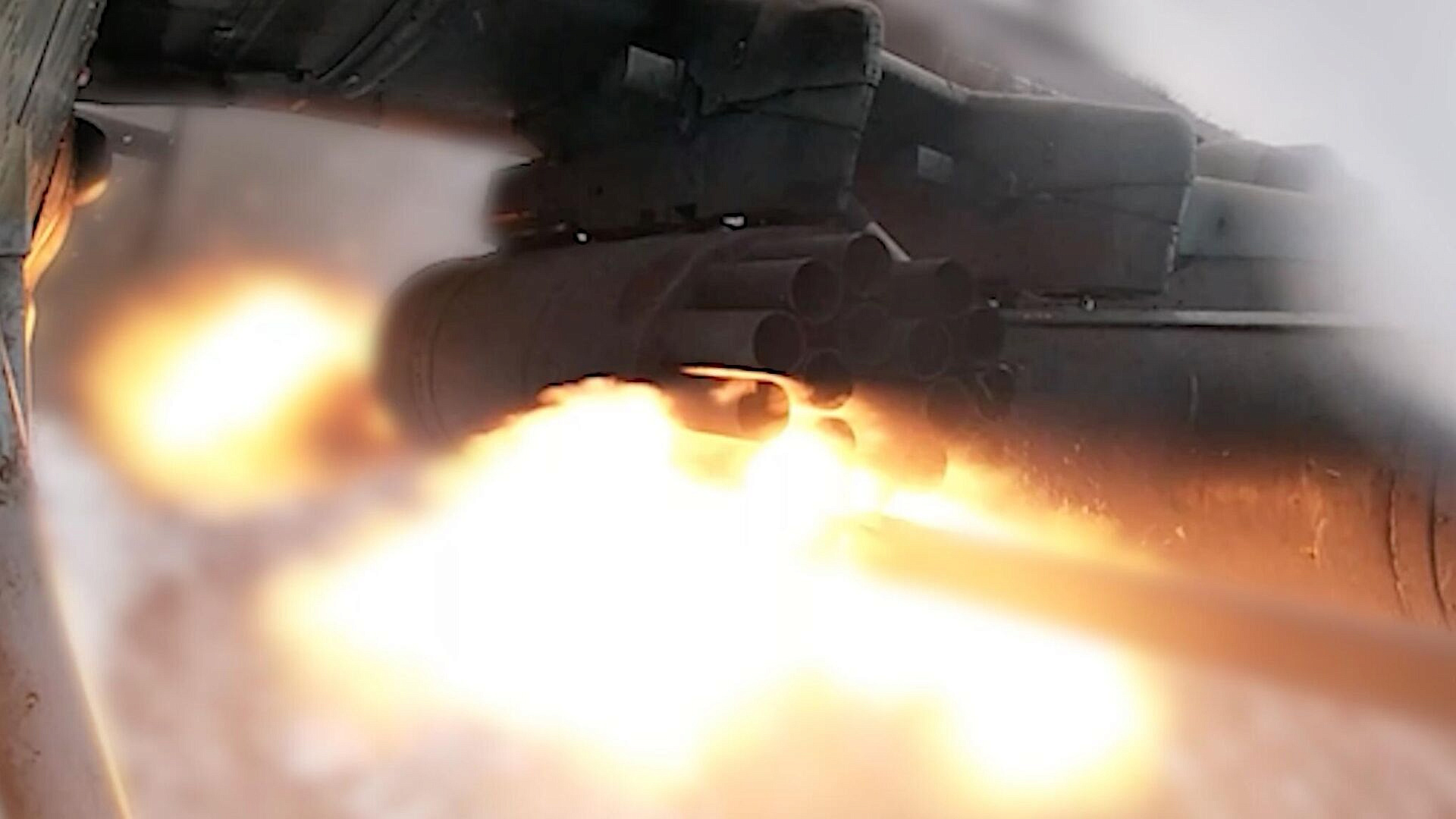 Российские вертолетчики нанесли ракетный удар по ВСУ в Курской области