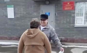 Симоньян поблагодарила ГП за освобождение охранника, защитившего детей