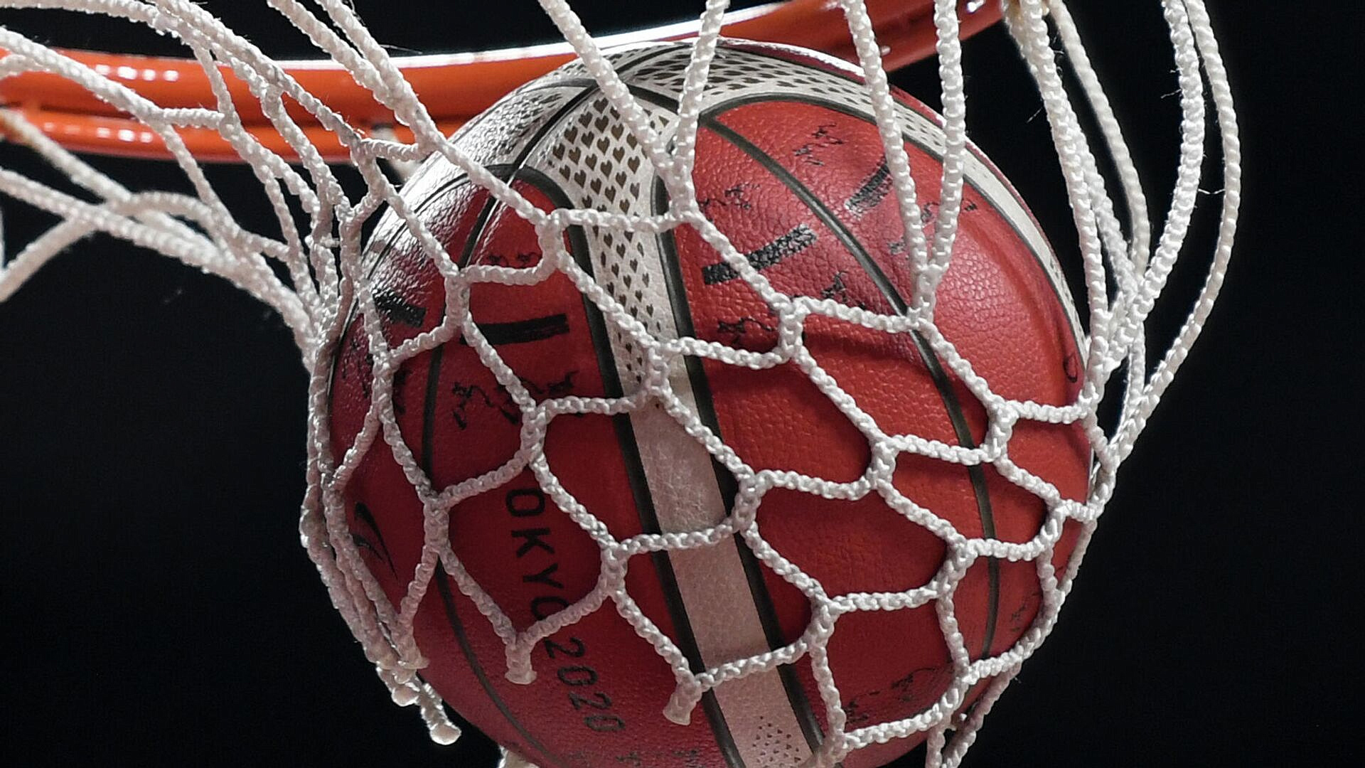 "Нью-Йорк" обыграл "Голден Стэйт" в матче НБА