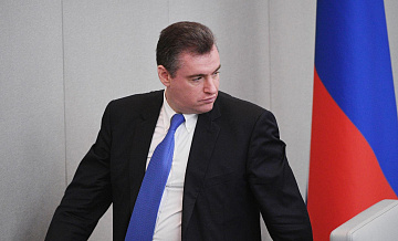 Слуцкий предложил засчитывать в страховой стаж уход за ребенком до трех лет