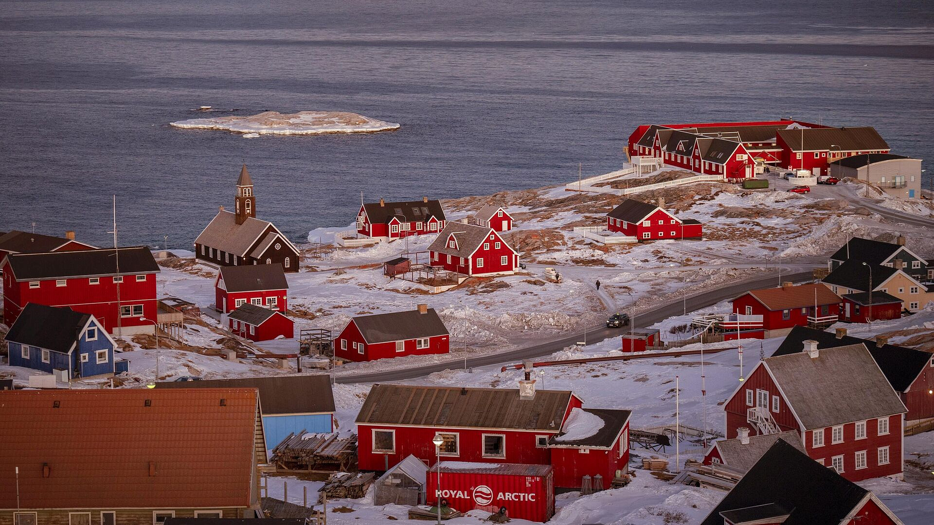 Путин заявил о серьезных планах Трампа по присоединению Гренландии