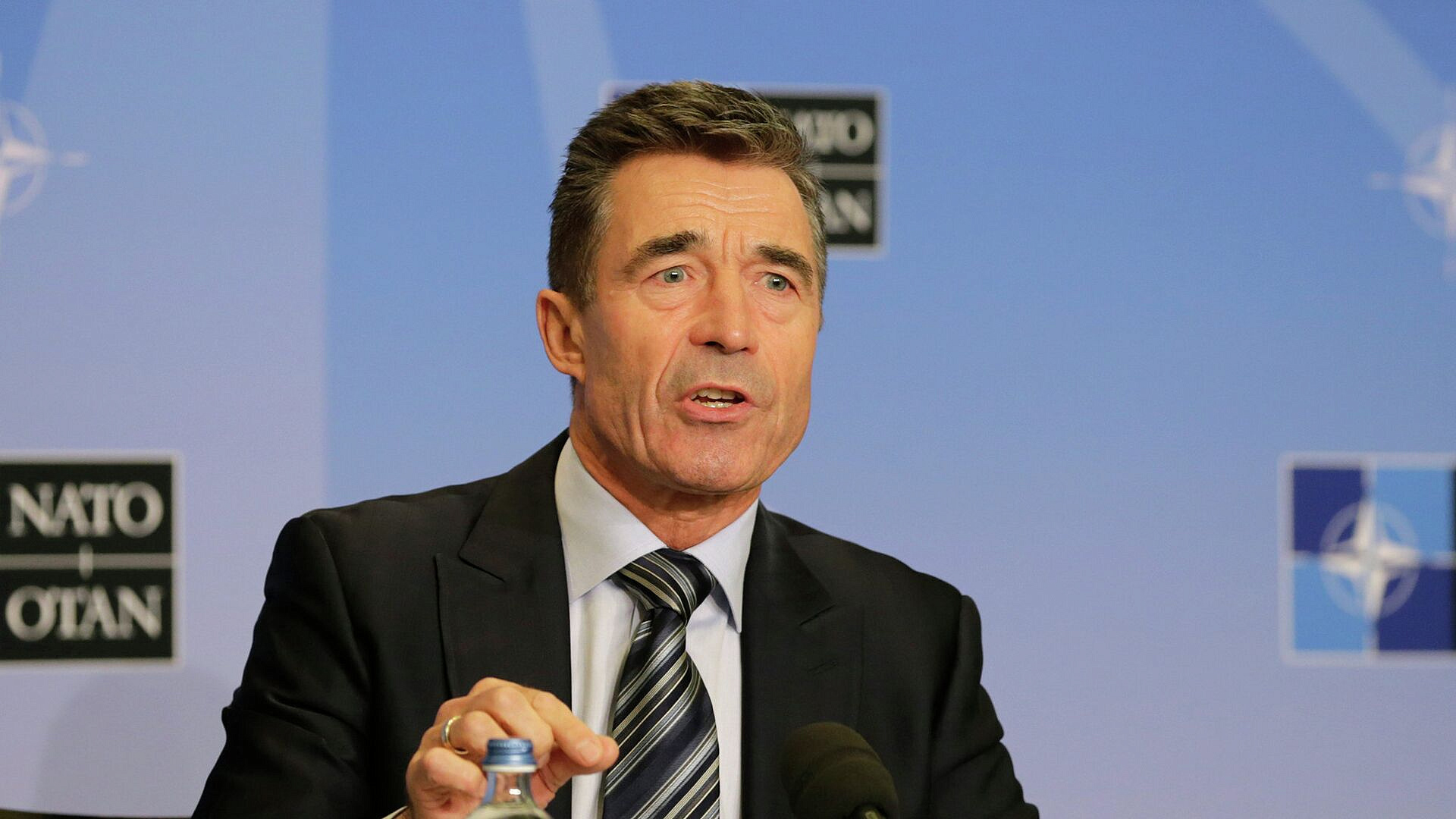 Экс-генсек НАТО призвал Европу смириться с собственным одиночеством