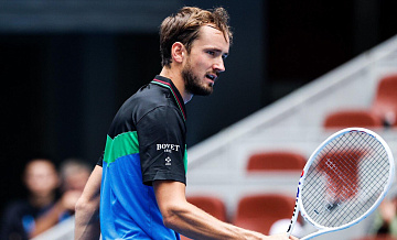 Медведев не взял ни одного гейма в матче против Берреттини в Монте-Карло
