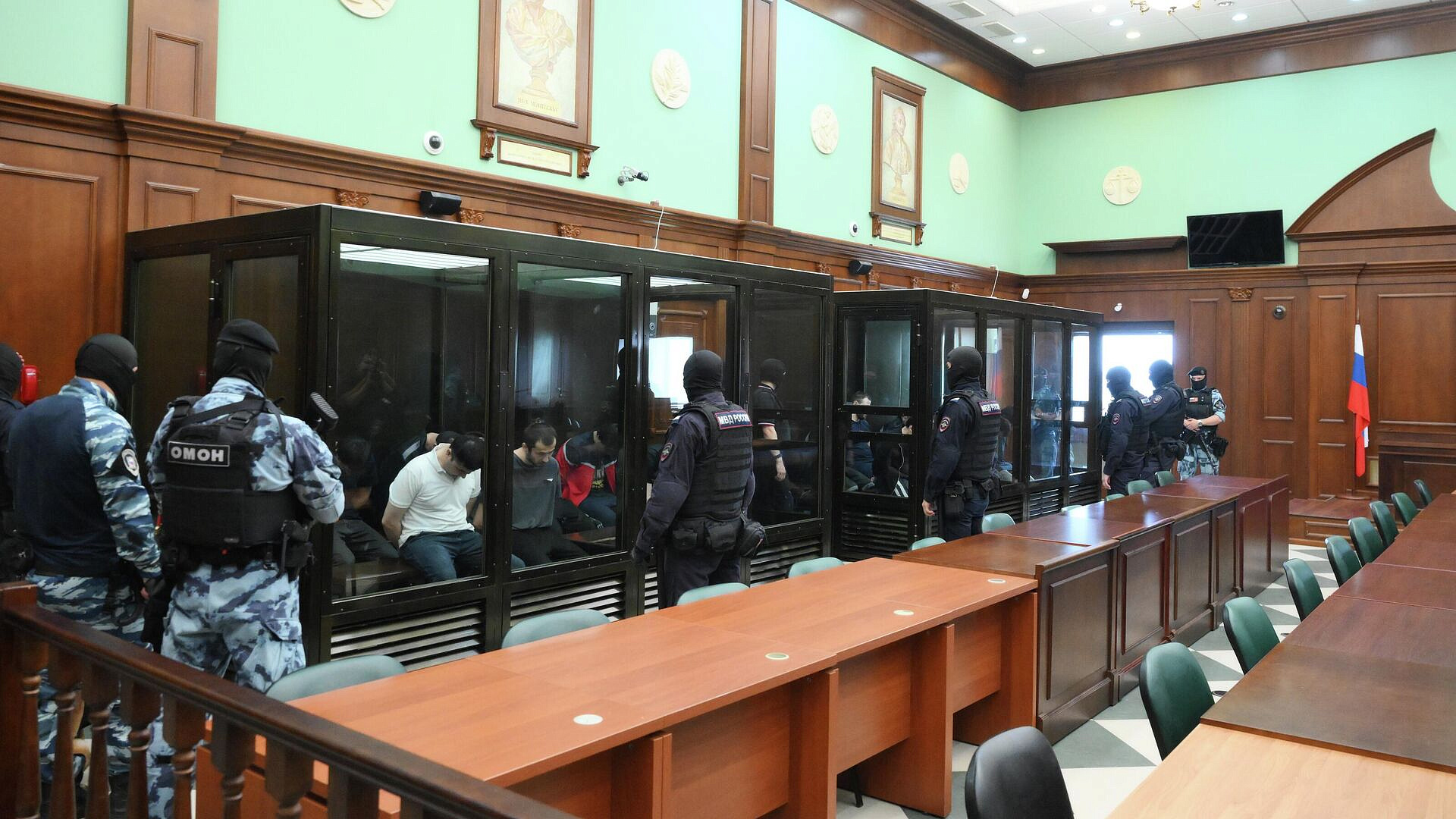 Тринадцать обвиняемых по делу о теракте в "Крокусе" обратились к суду