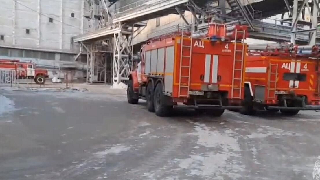 В Приамурье нашли тело мужчины под завалами после взрыва на заводе