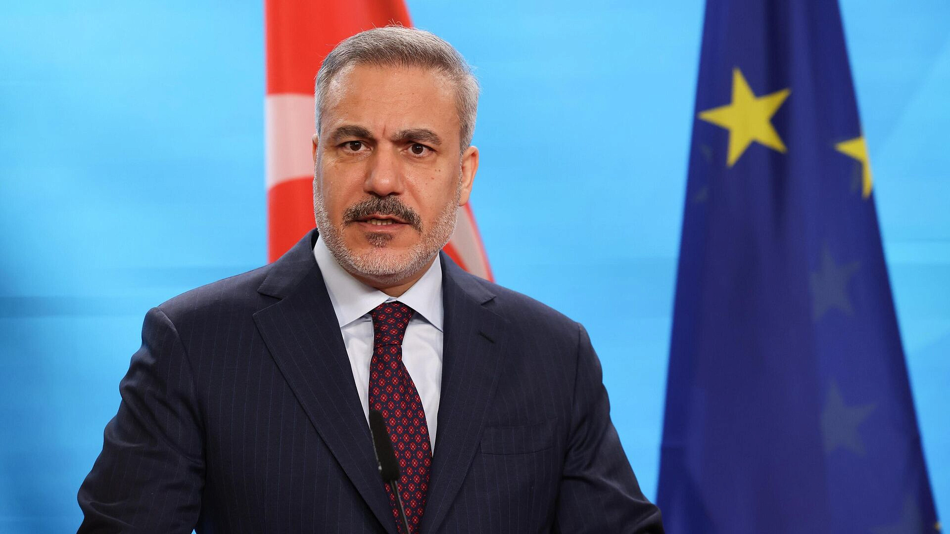 Позиция Израиля является главным препятствием к миру с Ираном, заявил Фидан