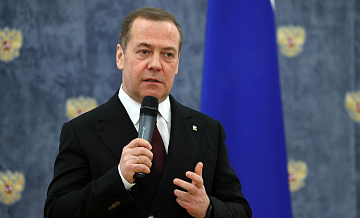 Медведев назвал русских и украинцев одним народом