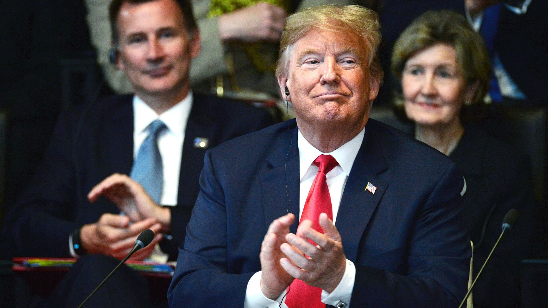 Трамп опубликовал сообщения от Рютте в своей соцсети Трамп опубликовал сообщения от Рютте в своей соцсети
