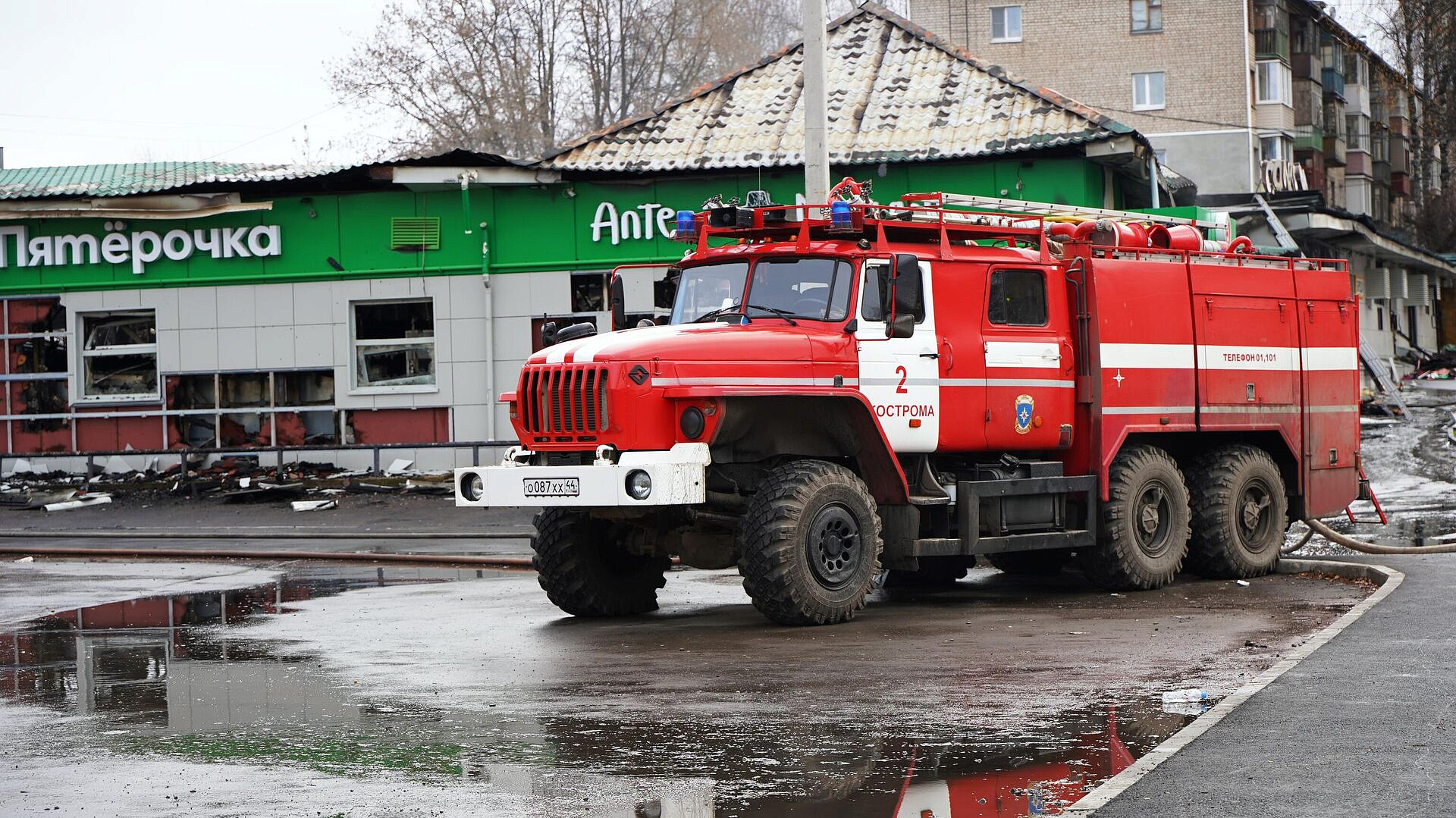 При пожаре в производственном здании в Орехово-Зуево пострадал один человек