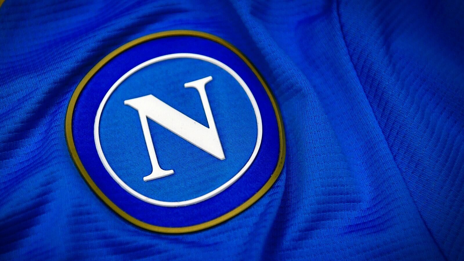 "Наполи" победил "Верону" в матче 27-го тура чемпионата Италии по футболу