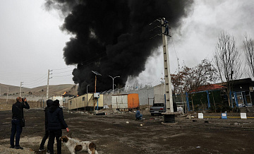 Армия Израиля начала масштабную серию ударов в Тегеране