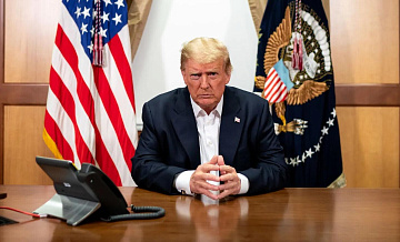 Иран не должен требовать плату за транзит через Ормуз, заявил Трамп